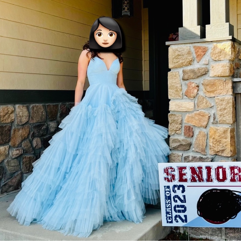 Get ready for Prom.                             Sherri Hill Ruffle Tulle  #55461